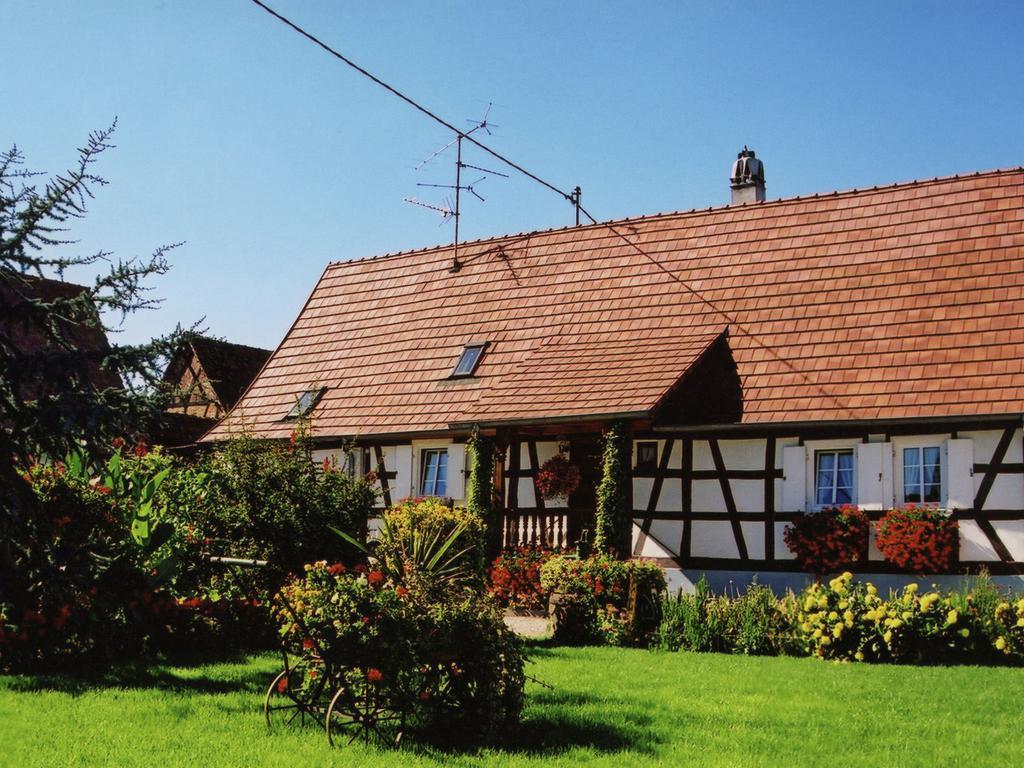 Cosy Holiday Home In Schleithal With Garden Exterior foto